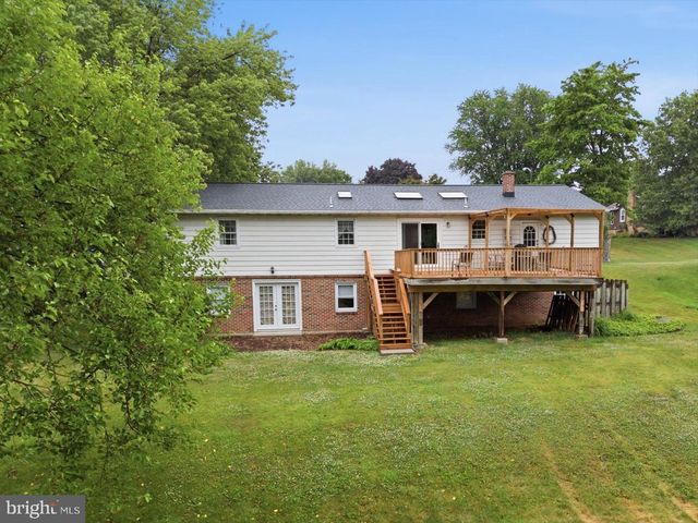 324 SOUTHVIEW DR, Ephrata, PA 17522