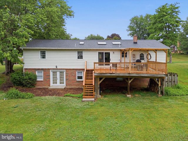 324 SOUTHVIEW DR, Ephrata, PA 17522