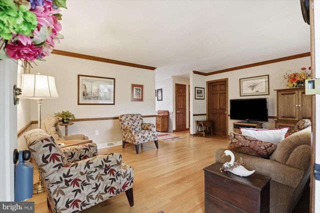 324 SOUTHVIEW DR, Ephrata, PA 17522