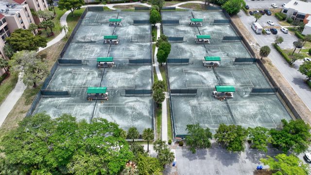 600 Egret Circle 7105, Delray Beach, FL 33444