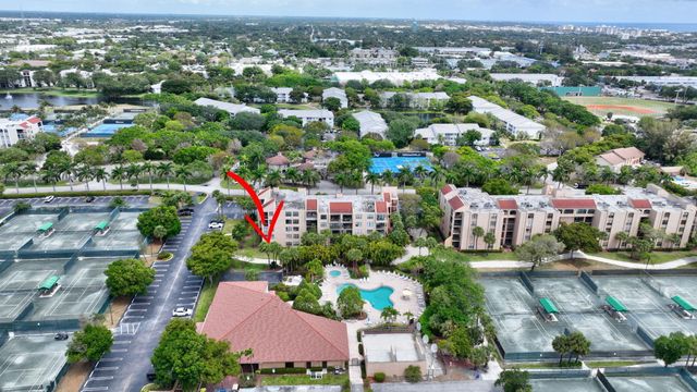 600 Egret Circle 7105, Delray Beach, FL 33444