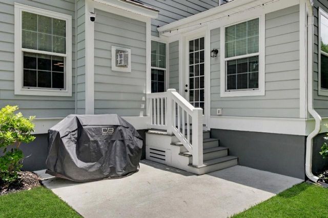 107 Windward Drive, Summerville, SC 29485