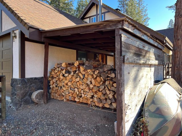 18826 V N Lane, Hat Creek, CA 96040