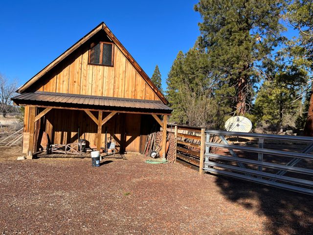 18826 V N Lane, Hat Creek, CA 96040