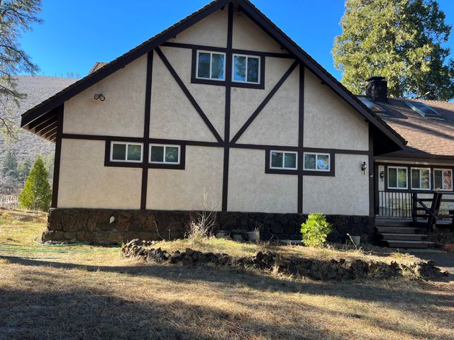 18826 V N Lane, Hat Creek, CA 96040
