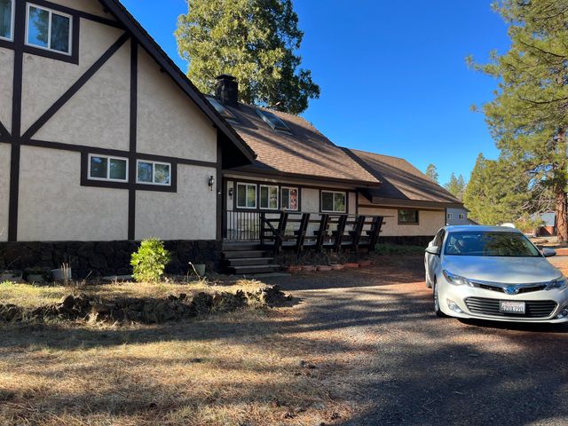 18826 V N Lane, Hat Creek, CA 96040