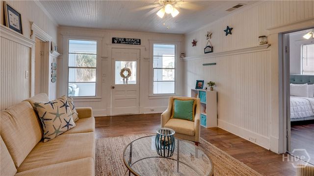 16 13th Street, Tybee Island, GA 31328