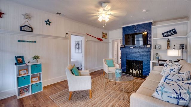 16 13th Street, Tybee Island, GA 31328