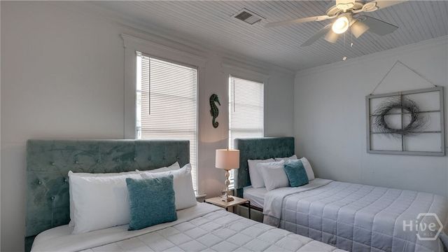 16 13th Street, Tybee Island, GA 31328