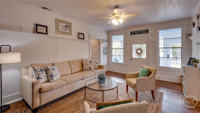 16 13th Street, Tybee Island, GA 31328