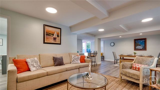 16 13th Street, Tybee Island, GA 31328