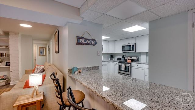 16 13th Street, Tybee Island, GA 31328