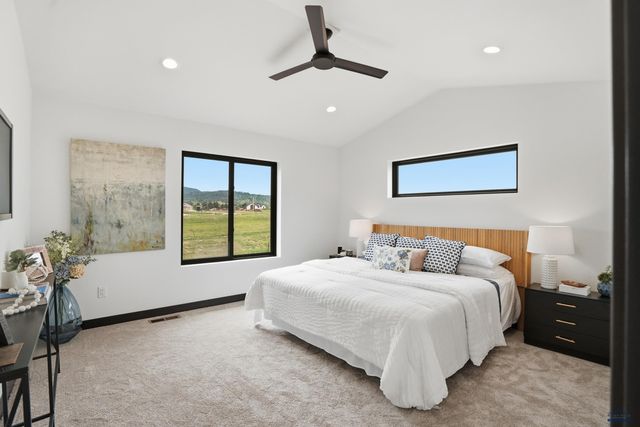 1639 OAK CREST CT, Spearfish, SD 57783