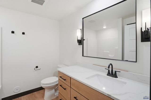 1639 OAK CREST CT, Spearfish, SD 57783