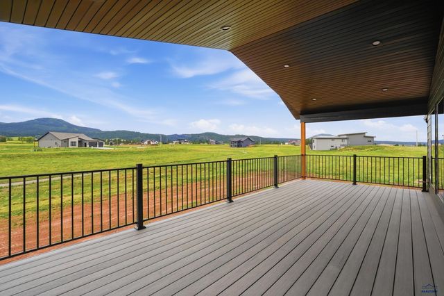 1639 OAK CREST CT, Spearfish, SD 57783