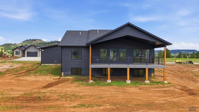 1639 OAK CREST CT, Spearfish, SD 57783