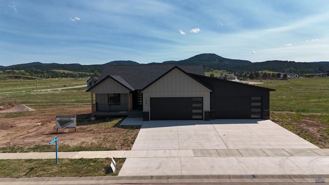 1639 OAK CREST CT, Spearfish, SD 57783