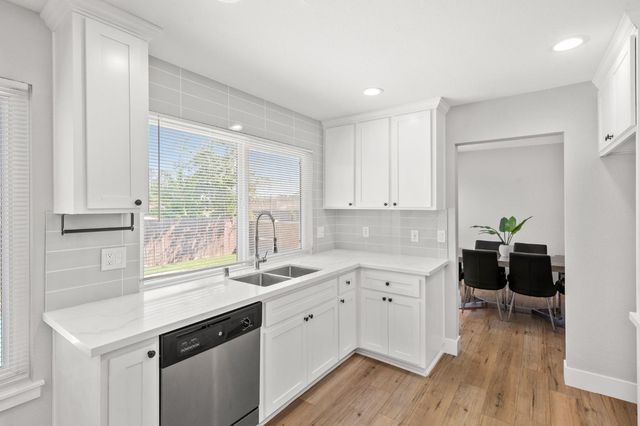 9813 Vista Grande Way, Elk Grove, CA 95624