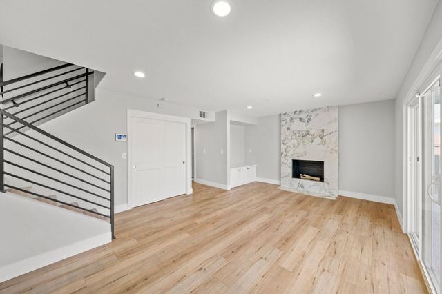 9813 Vista Grande Way, Elk Grove, CA 95624