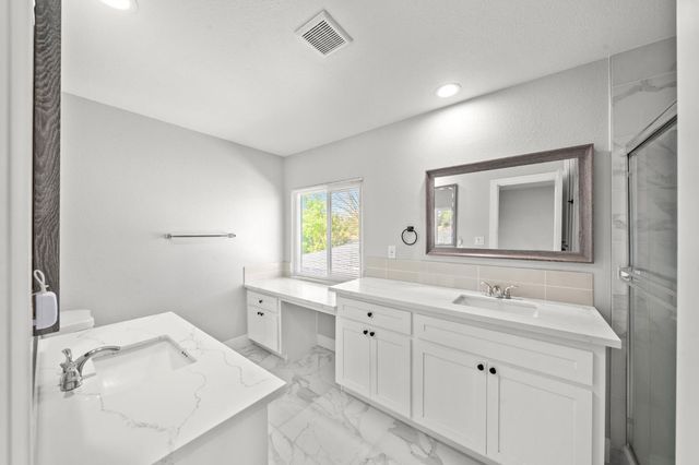 9813 Vista Grande Way, Elk Grove, CA 95624