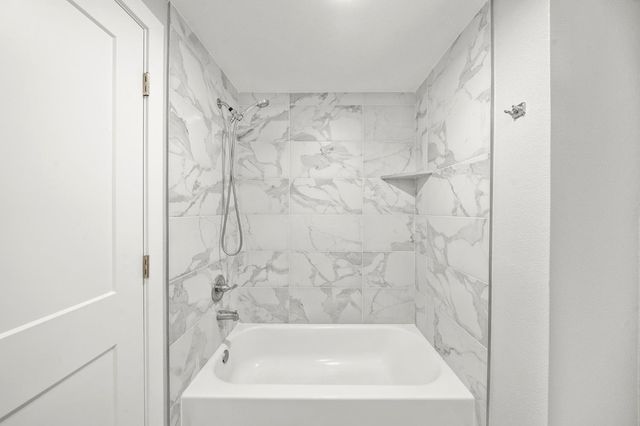 9813 Vista Grande Way, Elk Grove, CA 95624