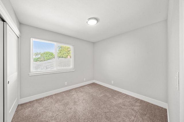 9813 Vista Grande Way, Elk Grove, CA 95624