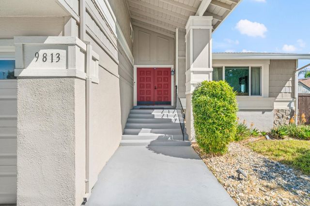 9813 Vista Grande Way, Elk Grove, CA 95624