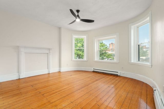 124 Day St 2, Boston, MA 02130