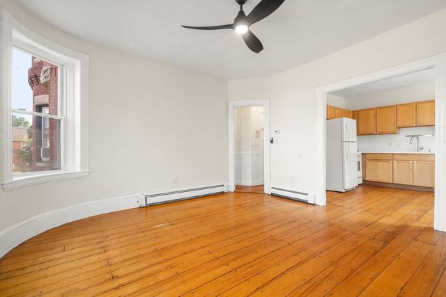 124 Day St 2, Boston, MA 02130