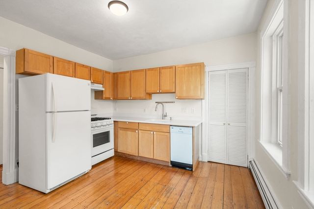 124 Day St 2, Boston, MA 02130