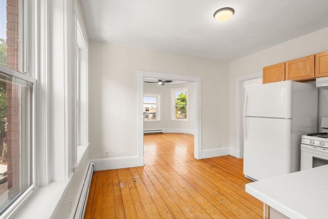124 Day St 2, Boston, MA 02130