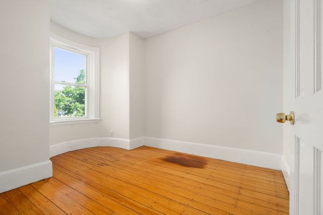 124 Day St 2, Boston, MA 02130