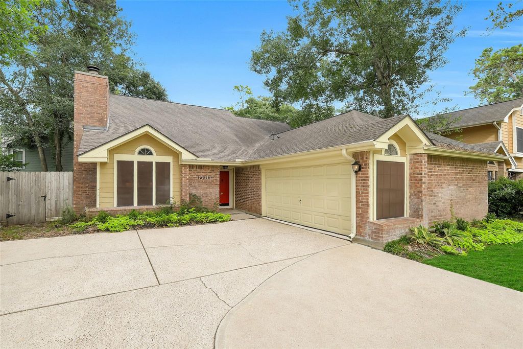 12518 Dolgo Drive, Cypress, TX 77429