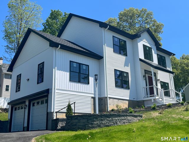 796 Maple Hill Road, Naugatuck, CT 06770