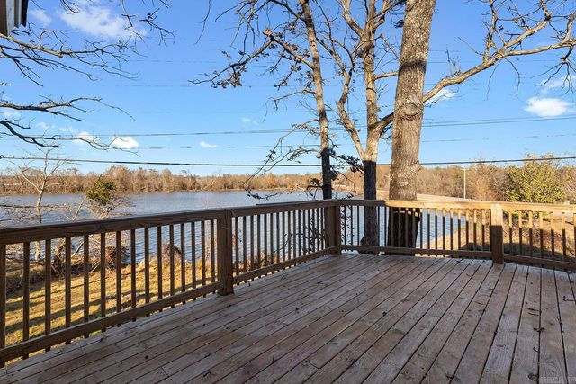 33 Narragansett Place, Sherwood, AR 72120