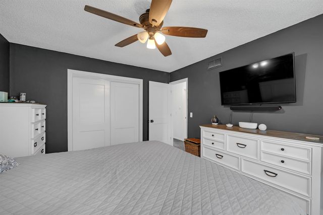 251 N Tracy St, Wichita, KS 67212