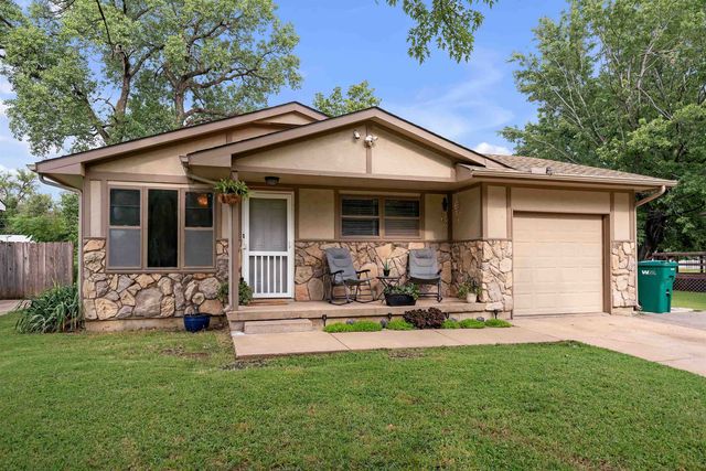 251 N Tracy St, Wichita, KS 67212