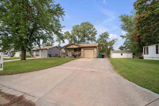 251 N Tracy St, Wichita, KS 67212