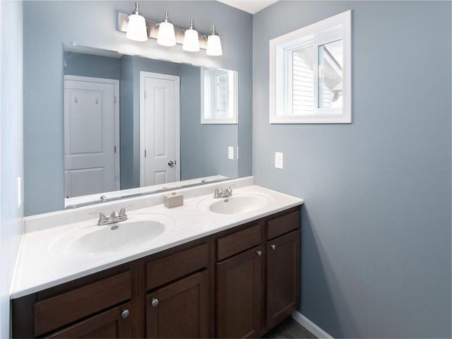 7885 Gotland Lane, Lino Lakes, MN 55014