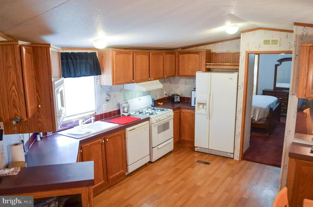 252 JAMES WAY, York, PA 17406