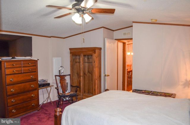 252 JAMES WAY, York, PA 17406