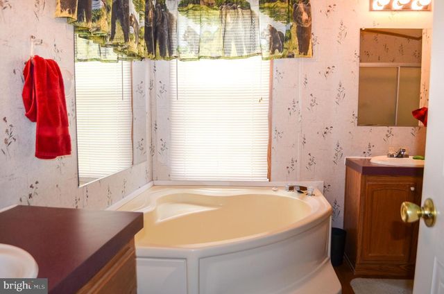 252 JAMES WAY, York, PA 17406