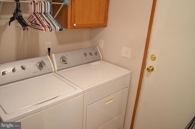 252 JAMES WAY, York, PA 17406