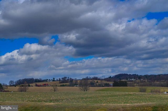 252 JAMES WAY, York, PA 17406