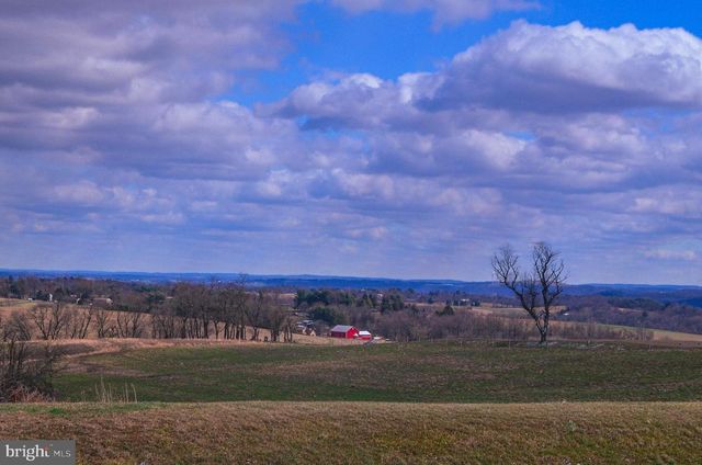 252 JAMES WAY, York, PA 17406