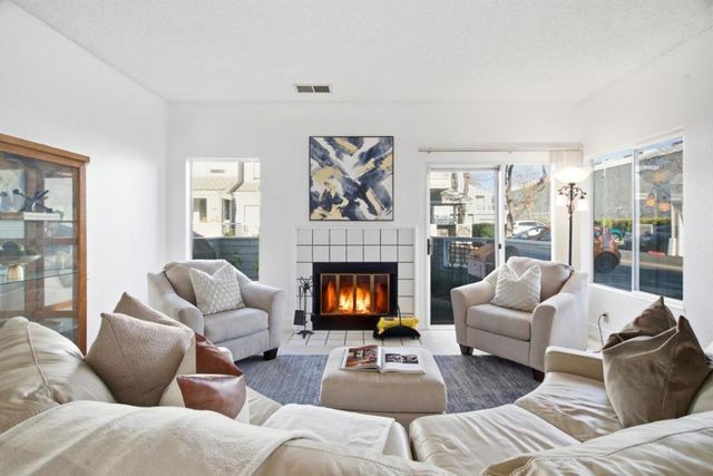 25495 Southwick Drive 101, Hayward, CA 94544