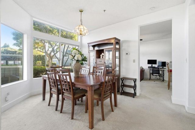 25495 Southwick Drive 101, Hayward, CA 94544