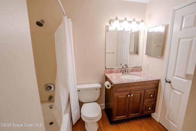 225 S Tropical Trail 311, Merritt Island, FL 32952