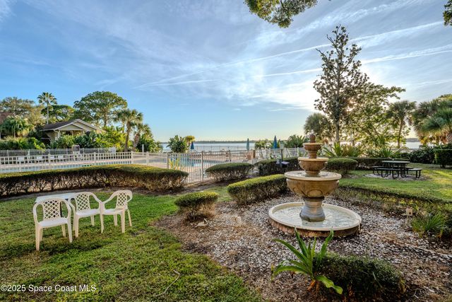 225 S Tropical Trail 311, Merritt Island, FL 32952