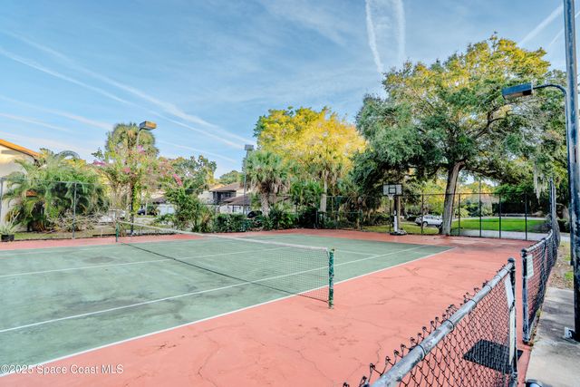 225 S Tropical Trail 311, Merritt Island, FL 32952